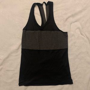 Lulu lemon black active top